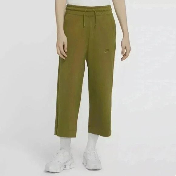 Nike Pants - Nike Cropped Wide Leg EUC Green / Chartreuse Sweatpants Size Small​